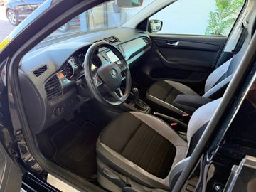 Skoda Fabia - 11