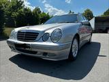 Mercedes-Benz E 200 KOMPRESSOR T ELEGANCE S210 - gebrauchte Mercedes-Benz E 200 aus dem Jahr 2002