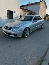 Mercedes-Benz Mercedes Benz CLK350 Avantgarde - Mercedes-Benz CLK 350: Coupe