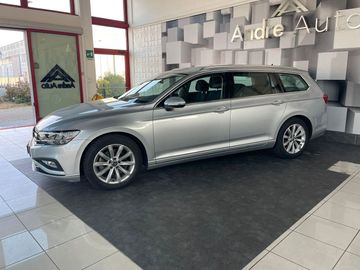 Volkswagen Passat - 5