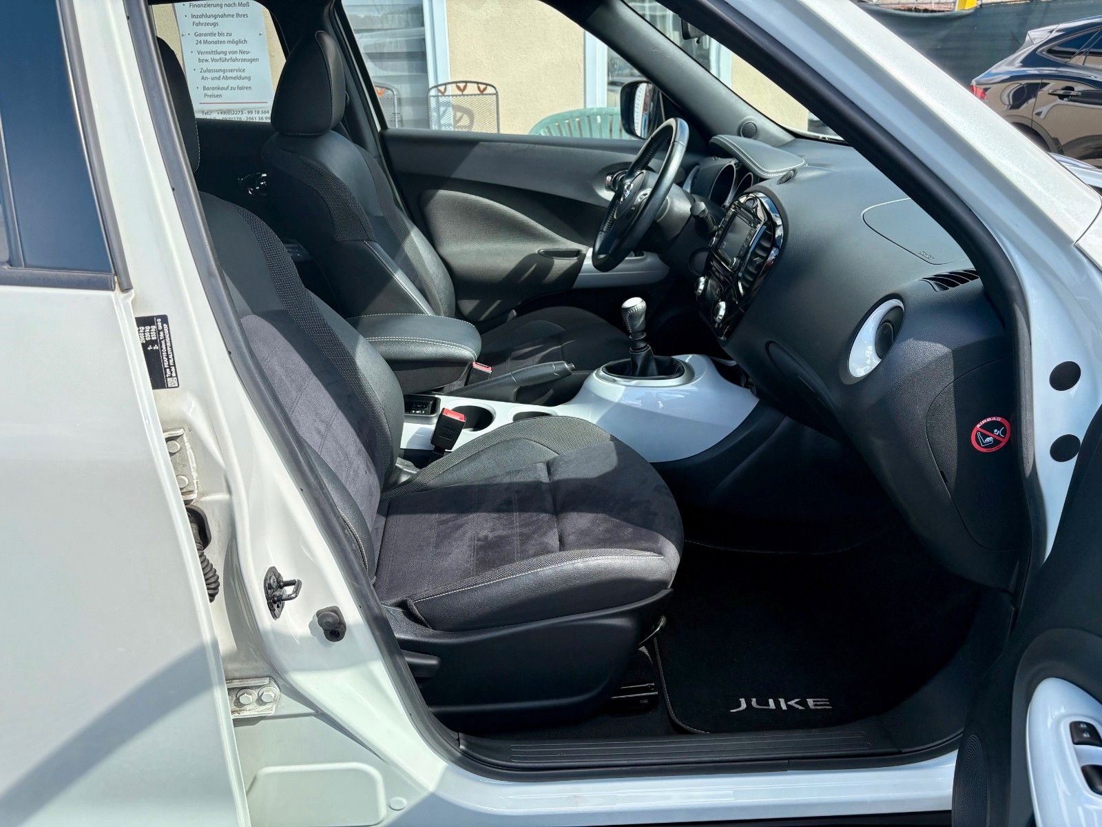 Fahrzeugabbildung Nissan Juke 1.2 N-Vision Navi Leder Kamera SCHECKHEFT