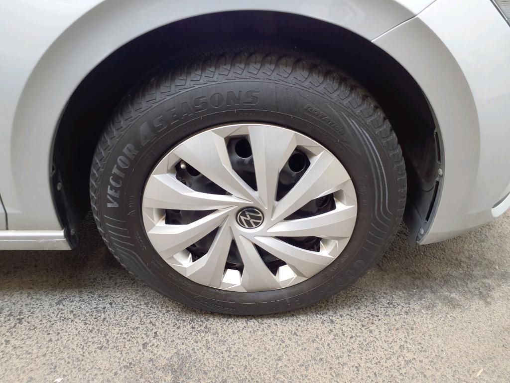 Volkswagen Polo Comfortline 1.0 MPI Klima*Nav*PDC*RFK