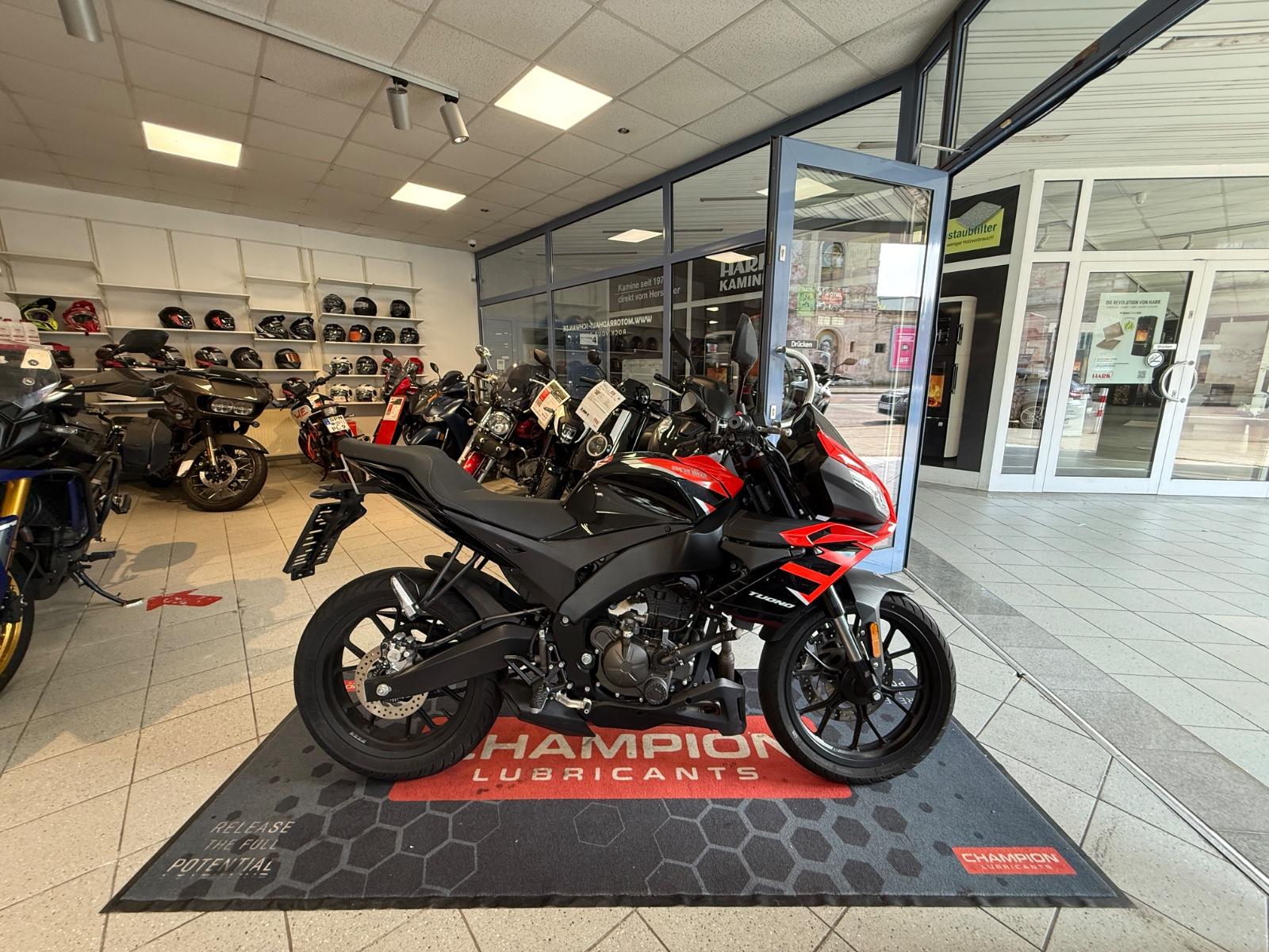 Aprilia Tuono 125