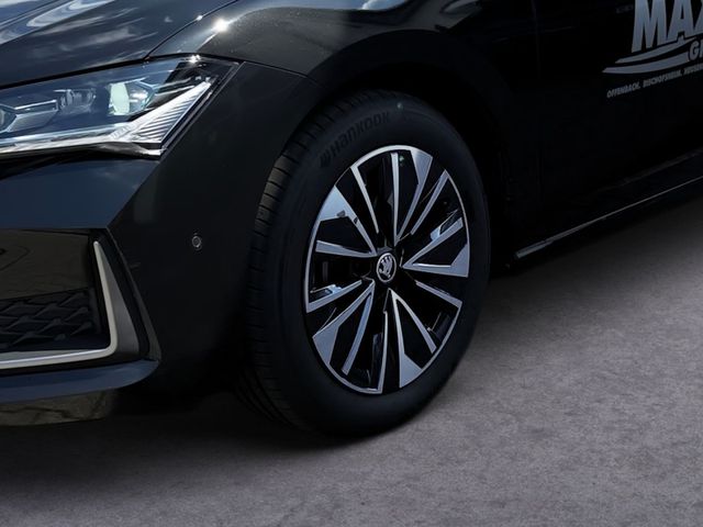 Superb 2.0 TDI Selection 4x4 +AHK+NAVI+CARPLAY+