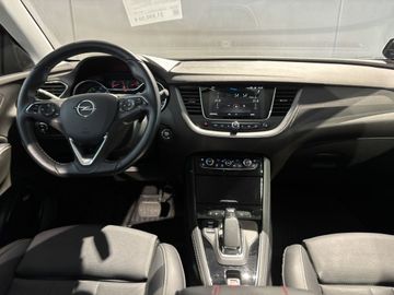 Fotografie 15 des Opel Grandland (X) Grandland X Plug-in-Hybrid 1.6 DI AT Ultimate