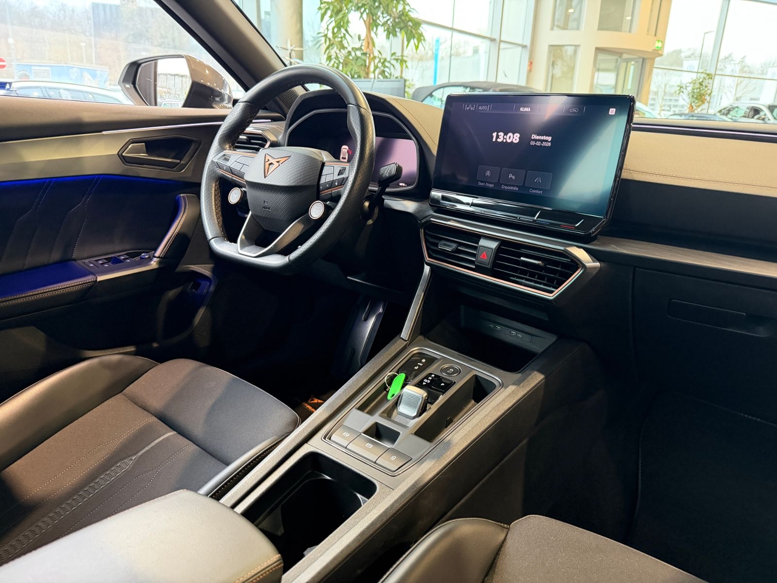 Fahrzeugabbildung CUPRA Formentor VZ 4Drive PANO BEATS LED