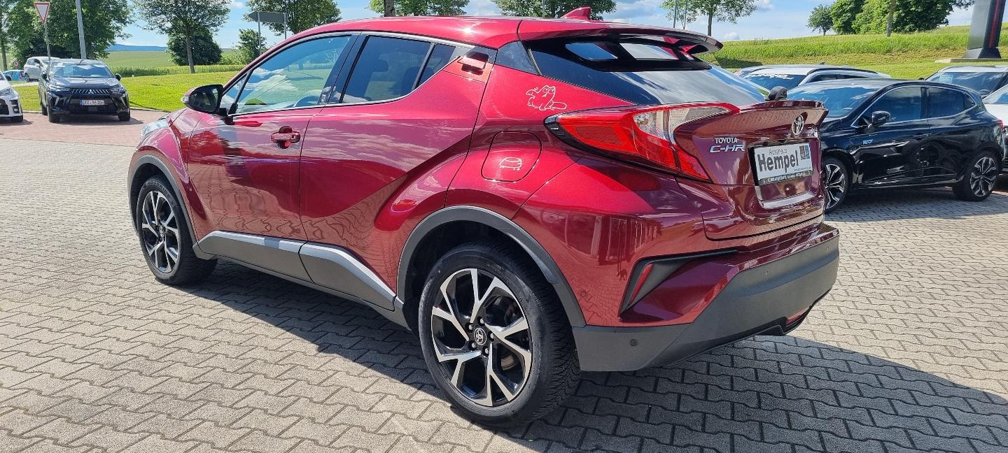Toyota C-HR 1,2 Team D