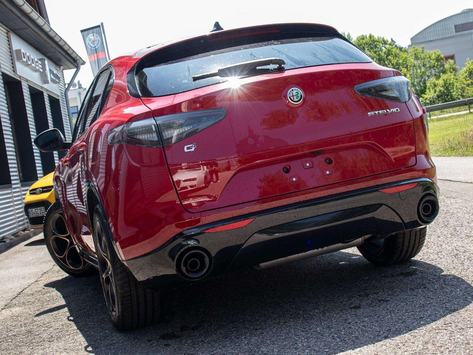 Fahrzeugabbildung Alfa Romeo Stelvio MY24 Intensa 2.0T AT8 Q4