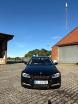 BMW 320d Touring  AHK Schwenkbar  - BMW 3er Reihe aus 2012: Kombi