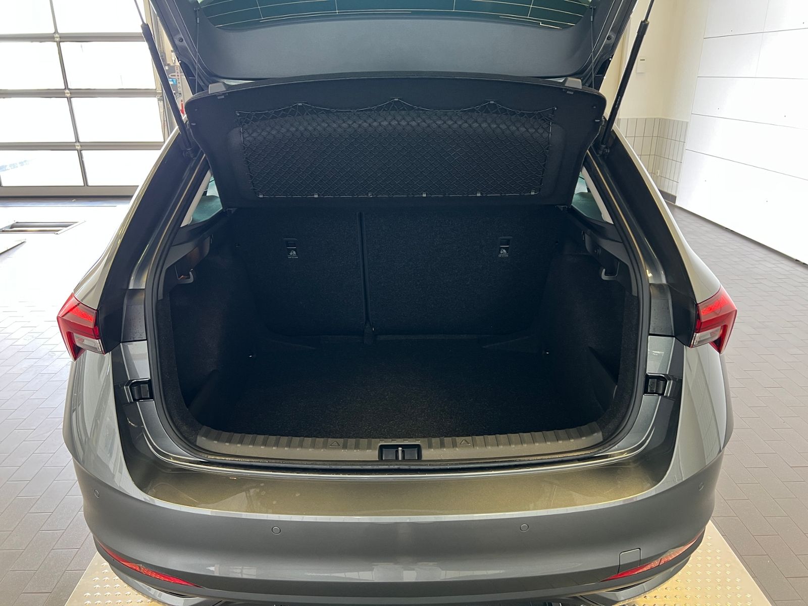 Fahrzeugabbildung SKODA Scala Selection 1.0 TSI DSG *LED, ACC, Kamera, 1
