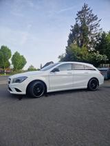Mercedes-Benz Mercedes CLA Shooting Brake 200 *Pano*Navi - Mercedes-Benz CLA Shooting Brake von privat