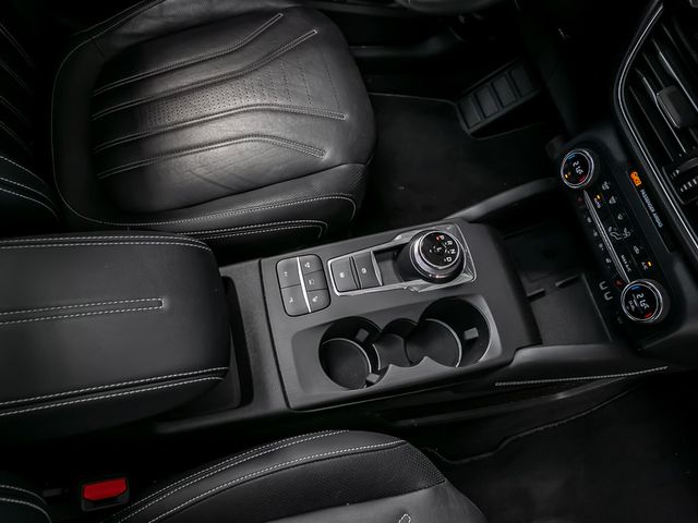 Ford Kuga 2.5 Plug-In Hybrid Vignale Stauassistent