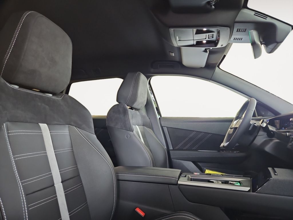Fahrzeugabbildung Opel Grandland Electric 73kWh Ultimate (K)