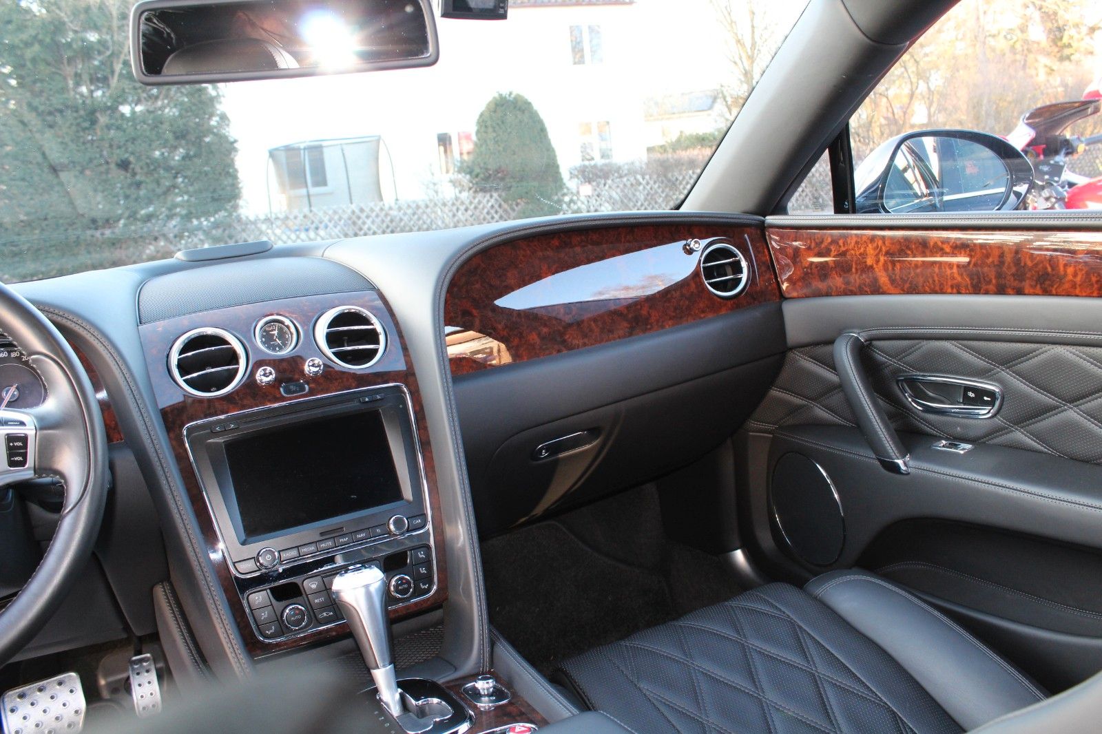 Flying Spur 6.0 W12 Muliner Ausstattung!