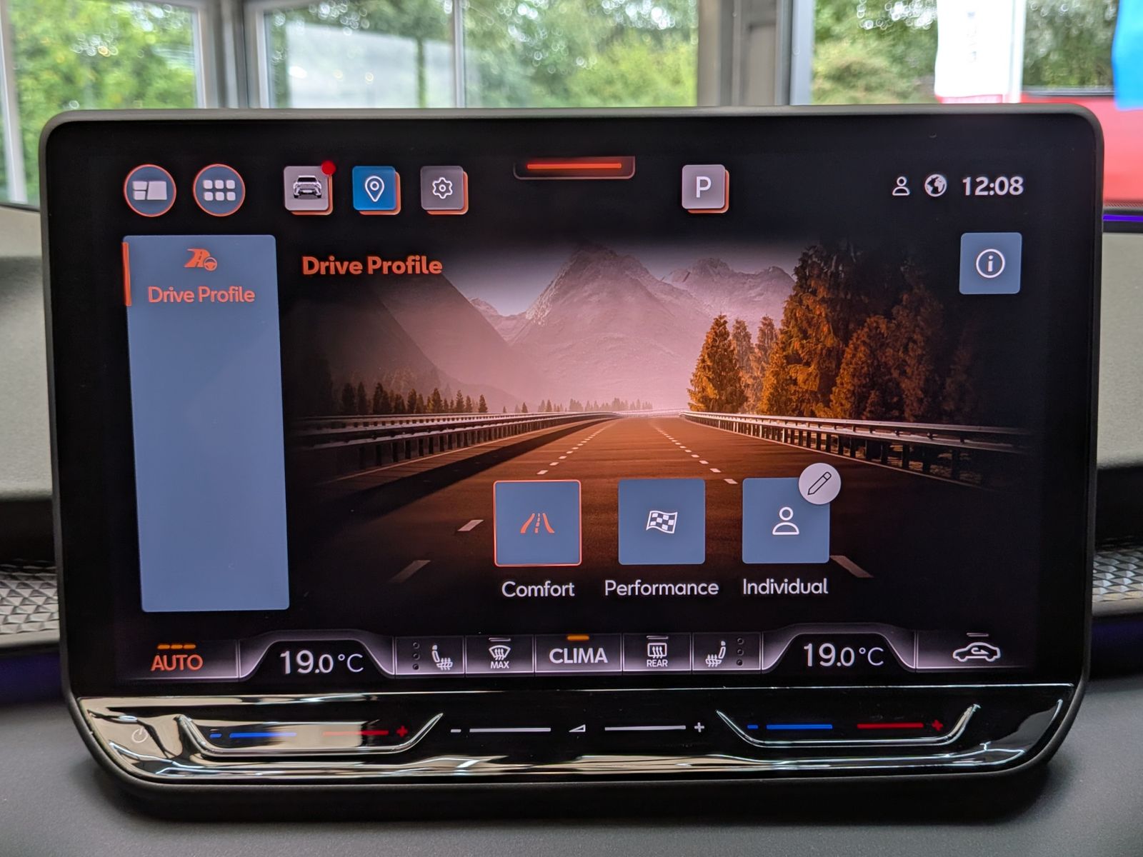 Fahrzeugabbildung CUPRA Terramarr 1.5 eTSI Tribe Sennh Matrix HUD AHK 20