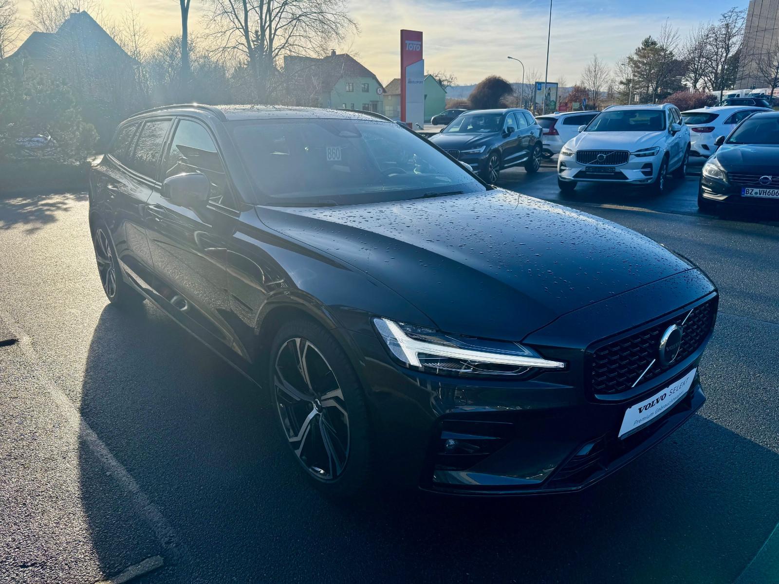Volvo V60 B4 Plus Dark