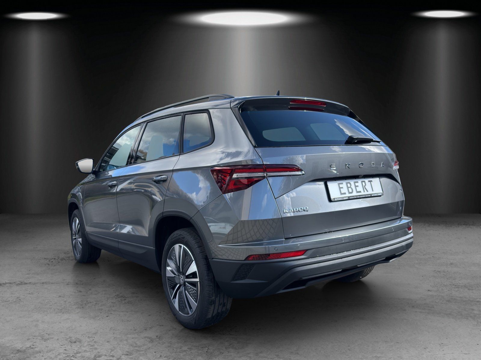 Fahrzeugabbildung SKODA Karoq Balance 1,5 TSI 110 kW DSG AHK/MATRIX/LED
