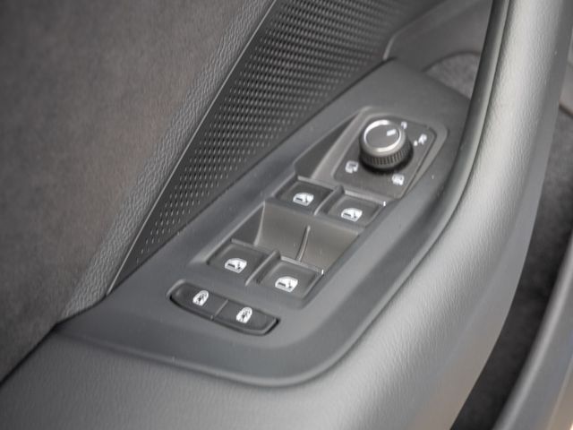 Passat Variant 2.0 TDI R-Line HUD STANDHZ MEMORY