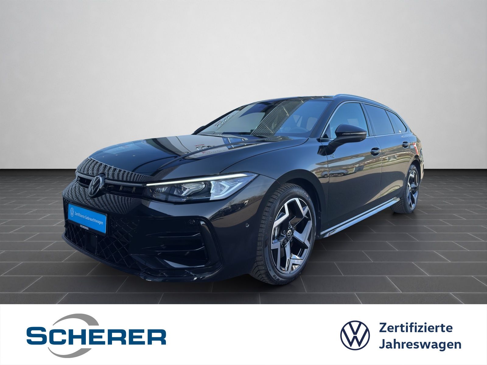 VW Passat R-Line 2.0 TSI IQ.LIGHT-LED MATRIX HEAD U