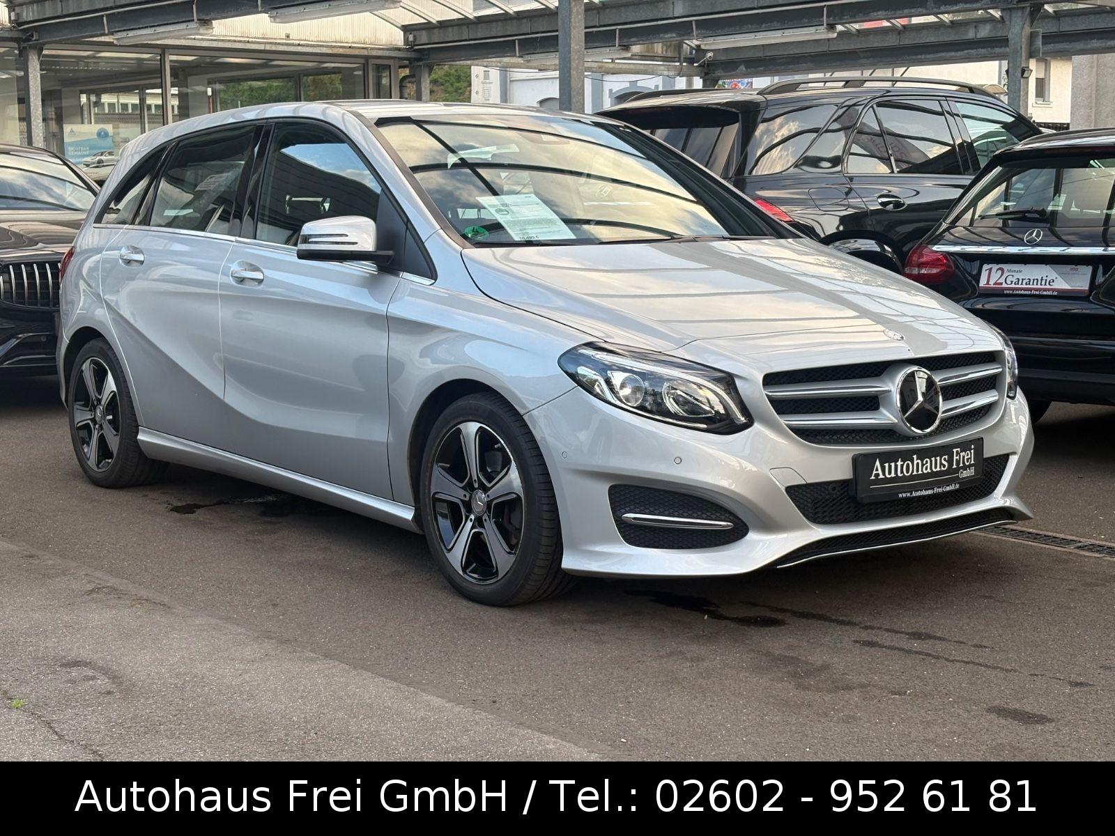 Mercedes-Benz B 200 URBAN*AHK*LED*KAMERA*TEILLEDER*AMBIENTE*