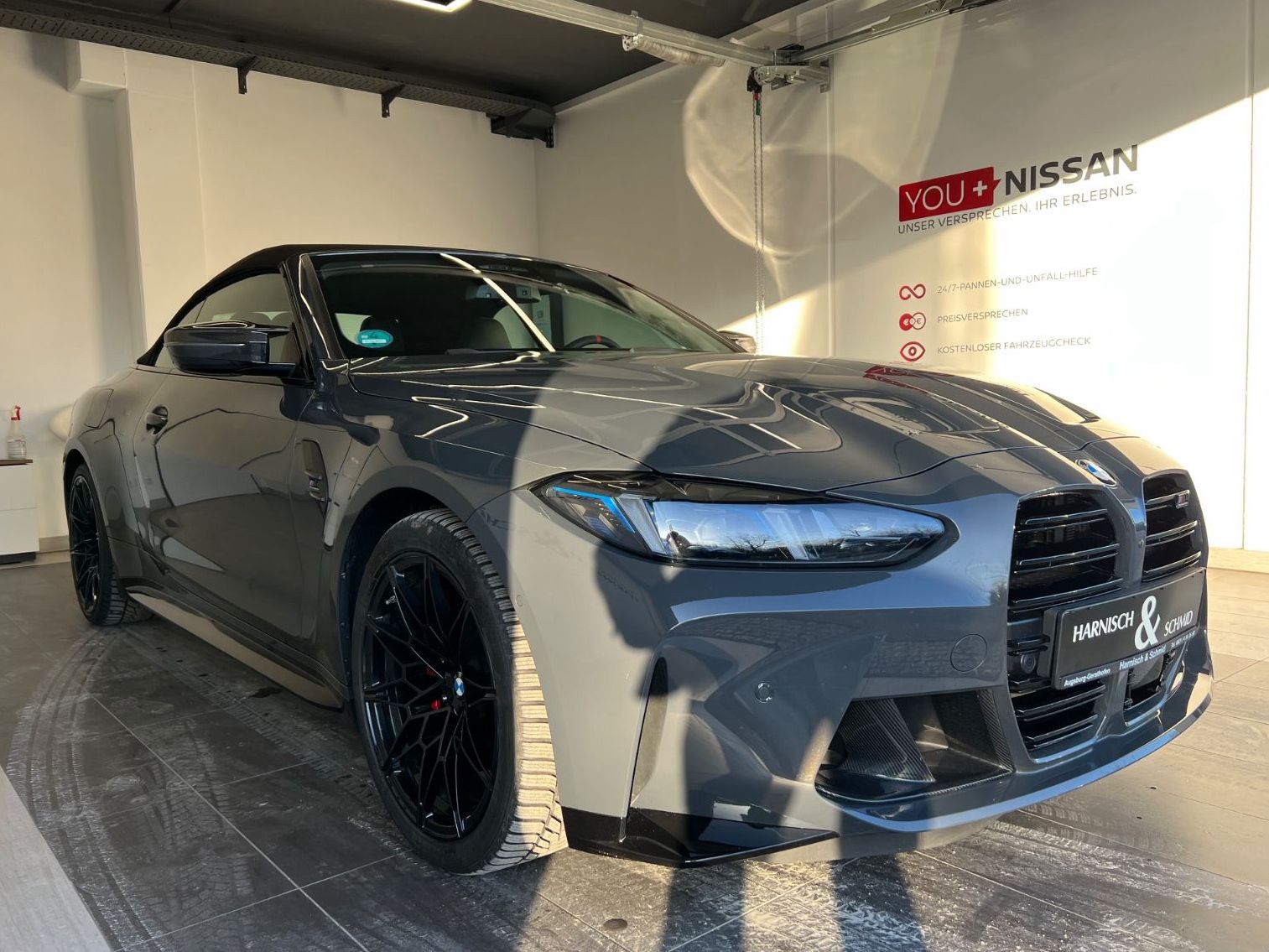 Fahrzeugabbildung BMW M4 Comp. Cabrio xDrive Carb. Int., UltimatePack
