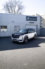 Cadillac Escalade Larte Desing - weiße Cadillac Escalade