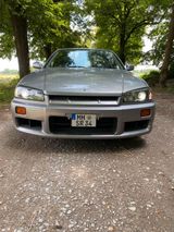 Nissan Skyline R34 Sedan 4-Türer - Nissan Skyline in Essen