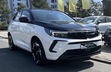 Opel Grandland GSe 1.6 PlugIn Hybrid 4 AHK Matrix-LED