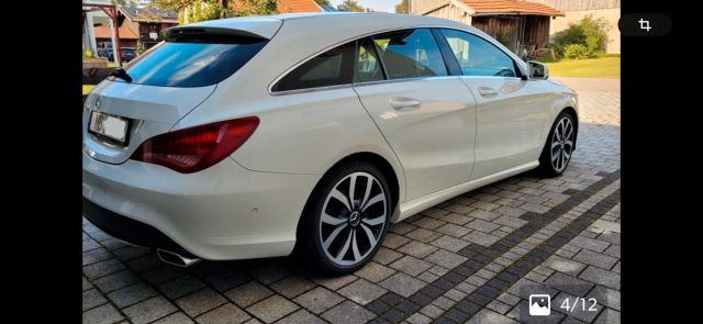 MERCEDES-BENZ CLA 180 -