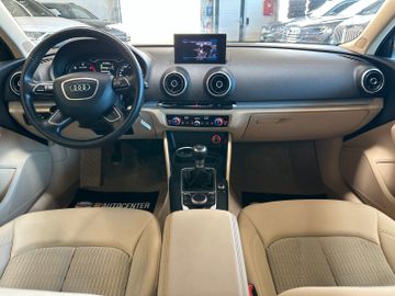 Audi A3 *Navi*Tempo*Xenon-Adaptive*Pdc*Szhz*