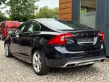 Volvo S60 Lim. Summum AWD - Volvo S60 mit Diesel-Antrieb