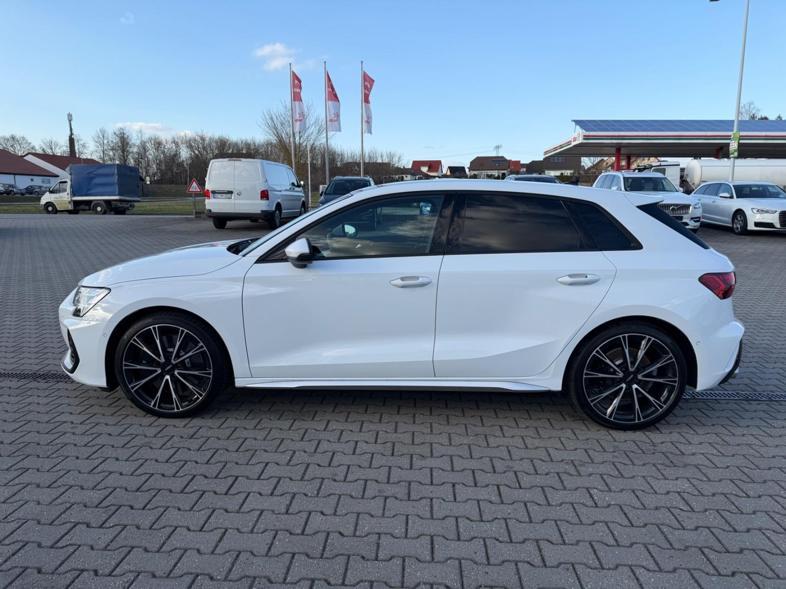 Audi S3 Sportback 2.0 TFSI quattro/Pano/Matrix/