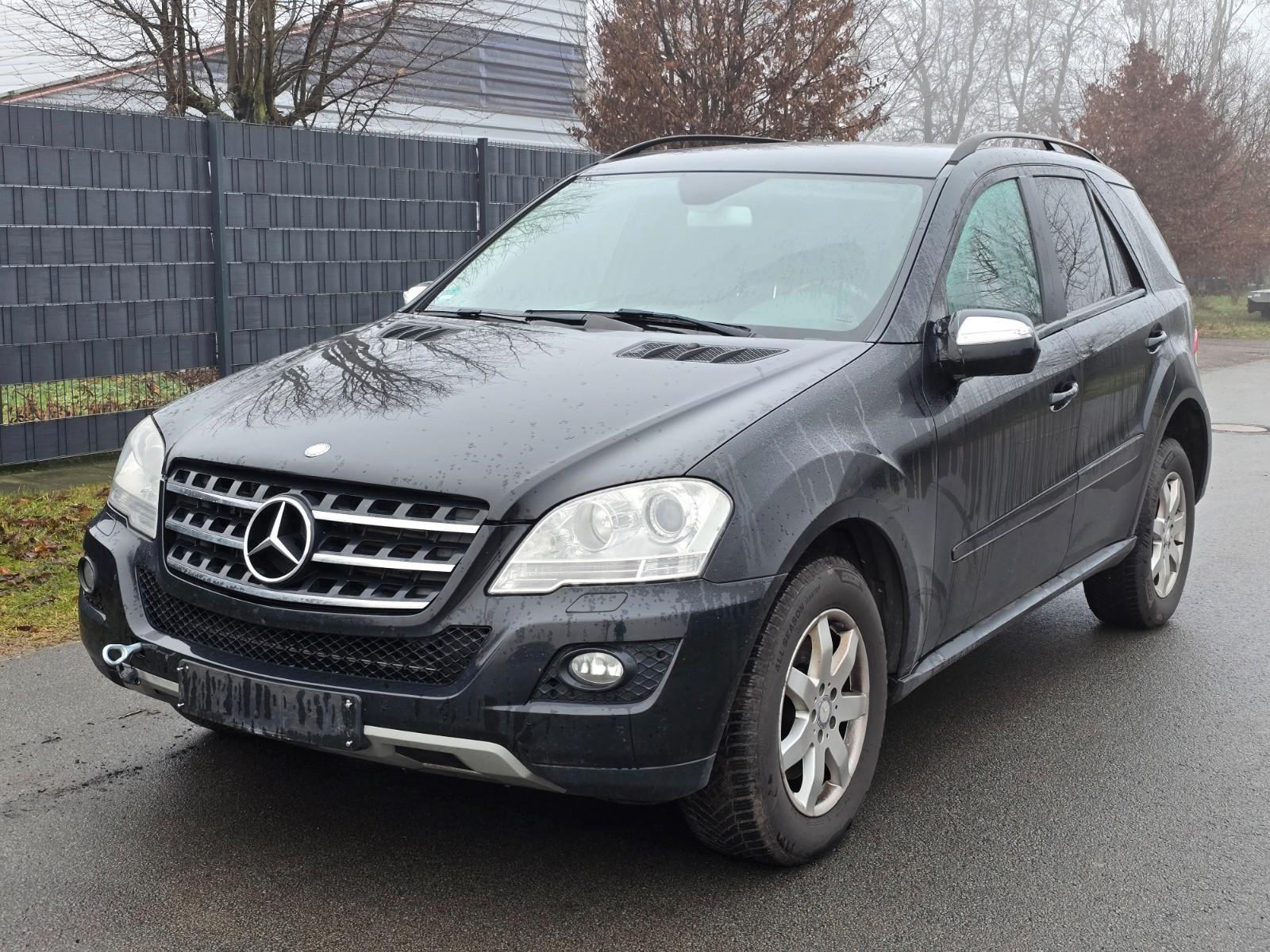 Mercedes-Benz ML 350 CDI 4-Matic Leder Navi Tempomat Ahk