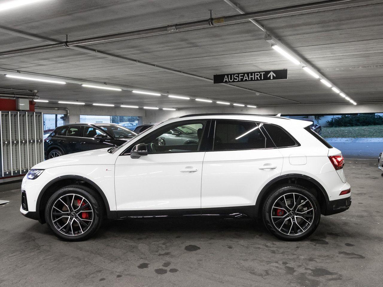Audi Q5 50 TFSI e qu S line Matrix virtCo Pano 20"