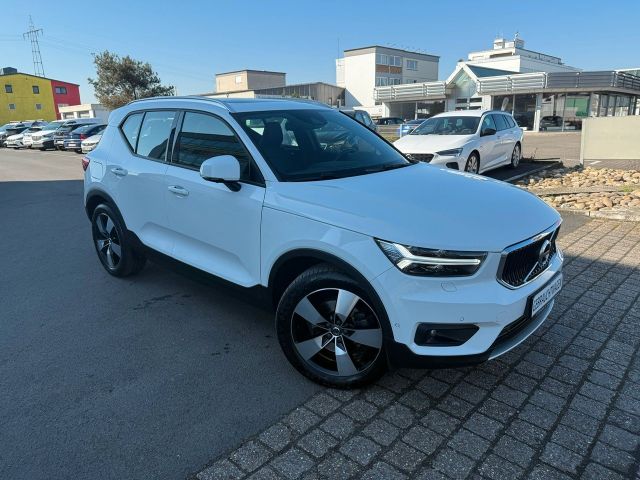 Volvo XC 40 Momentum AWD 2.0 (247PS)