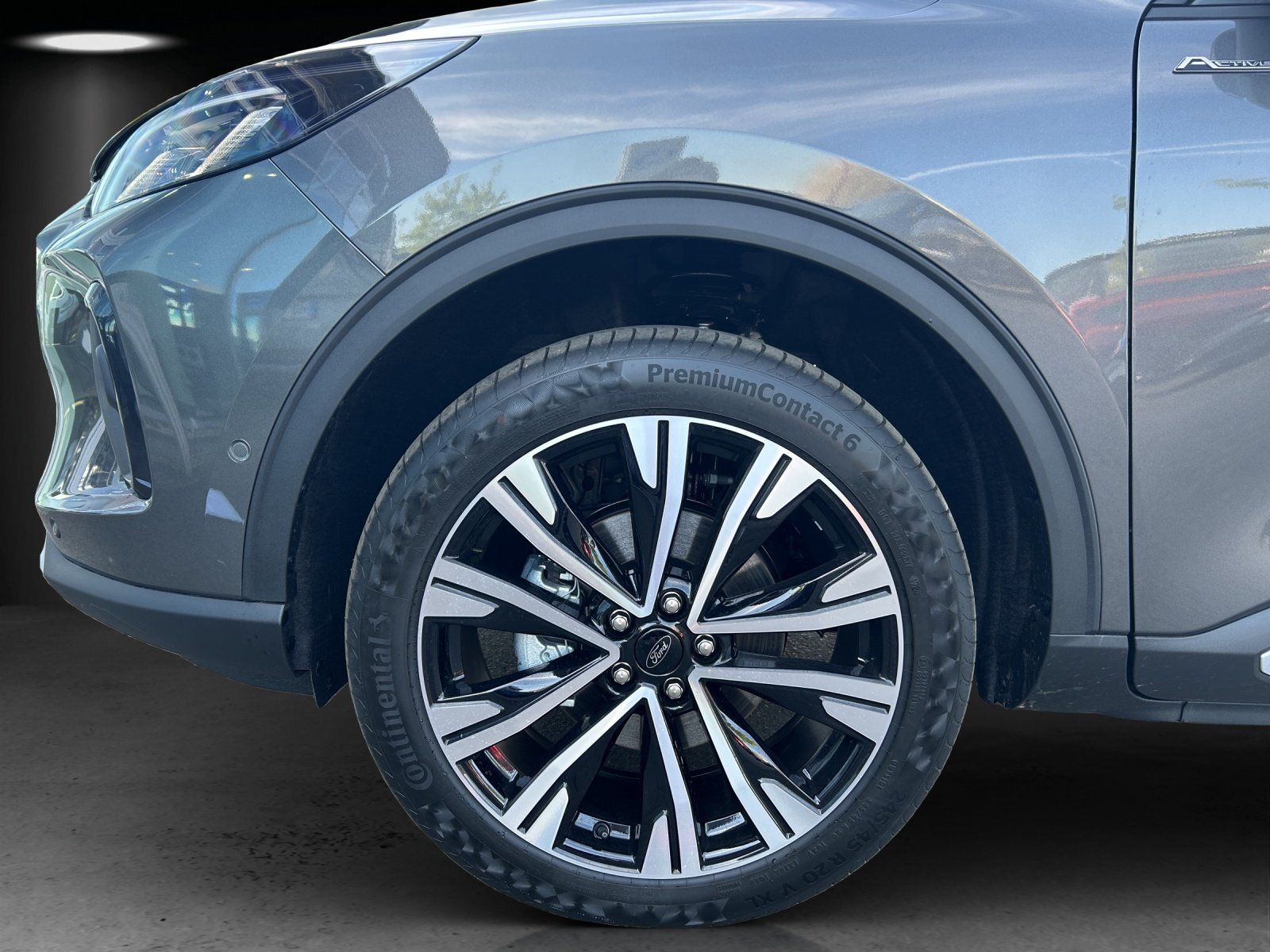 Fahrzeugabbildung Ford Kuga Active X FHEV Glas Dach Winter P. LM 20Z