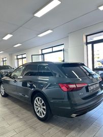 Audi A4 - 5