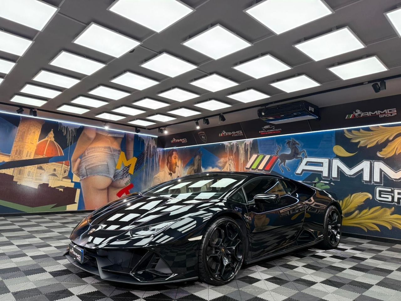 LAMBORGHINI Huracan