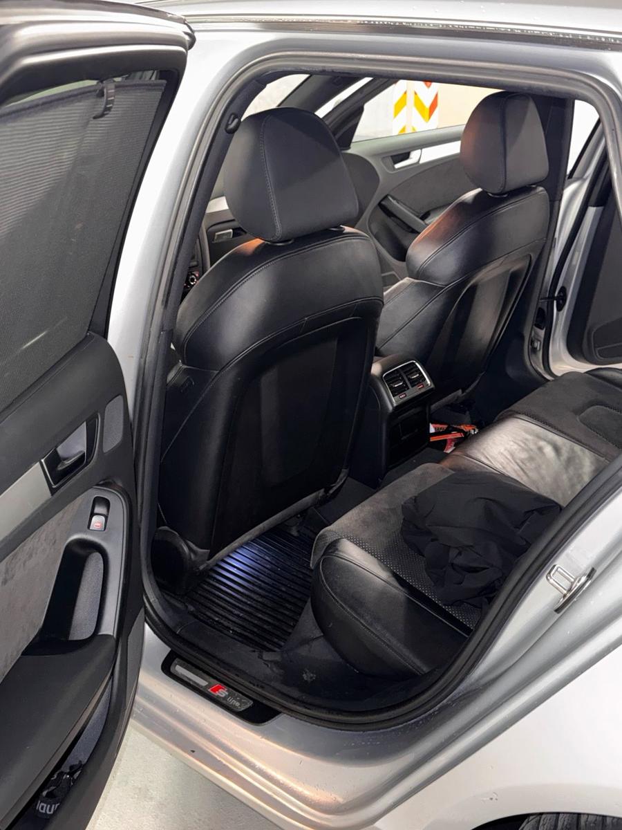 Audi A4 2009 — photo 7