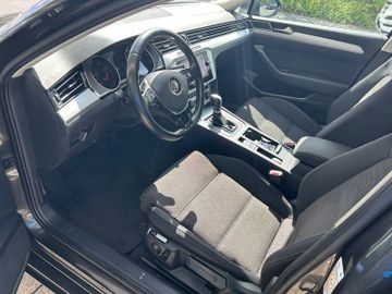 Volkswagen Passat Variant - 9