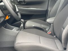 Fahrzeugabbildung Hyundai i20 1.0 T-GDI  Connect & Go *Navi*Sitzhzg*BOSE*