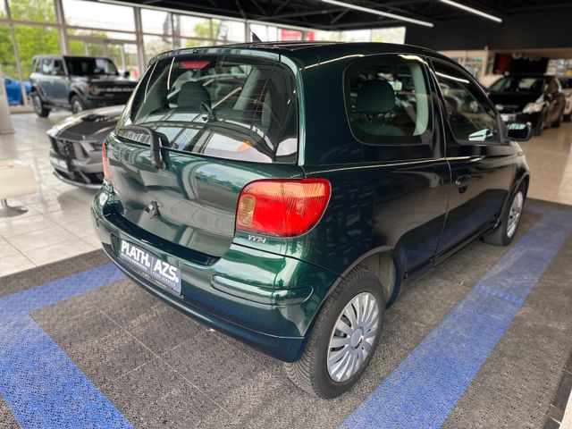Toyota Yaris  1.3 Sol
