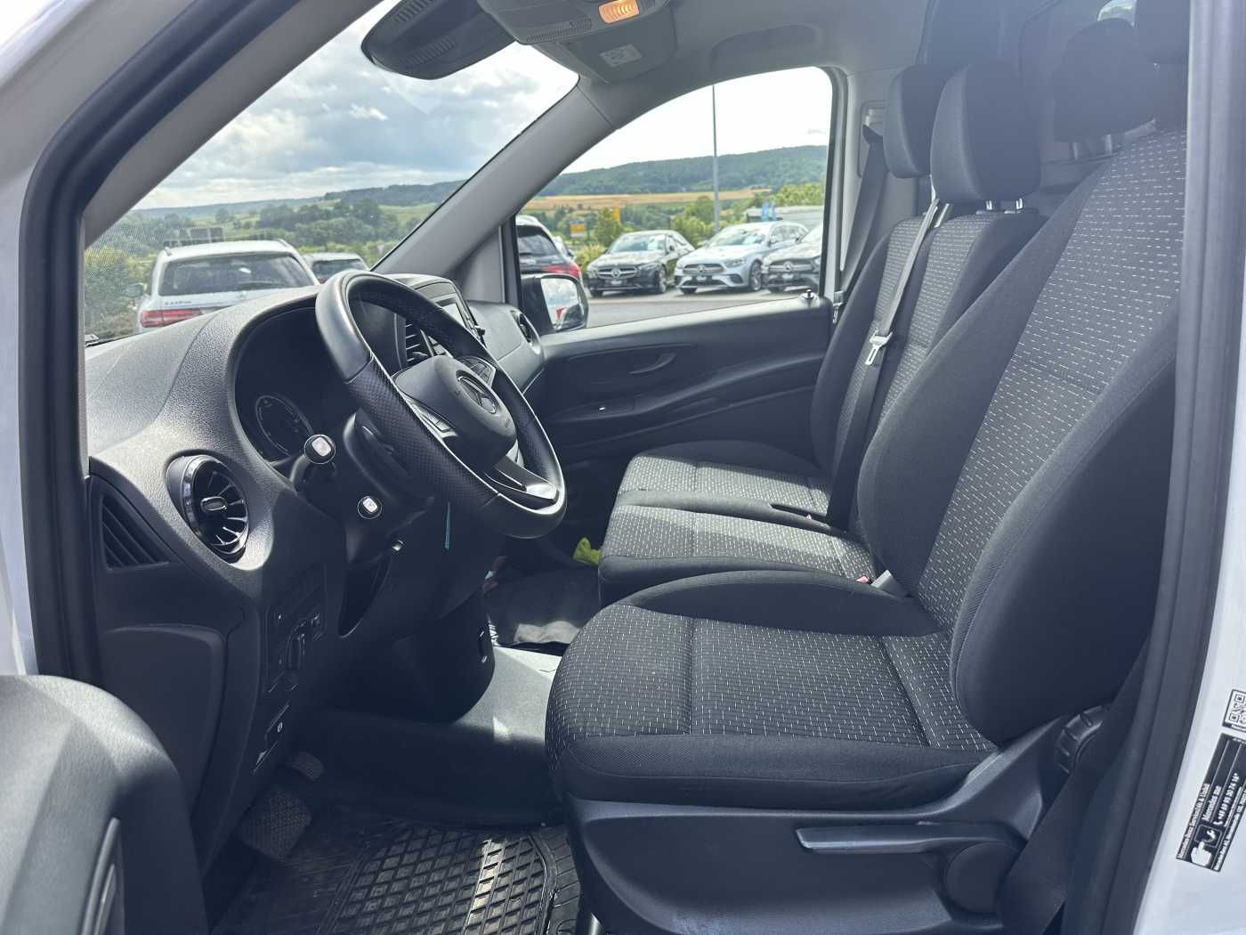 Fahrzeugabbildung Mercedes-Benz eVito 112 Klima Kamera Navi SHZ Tempomat