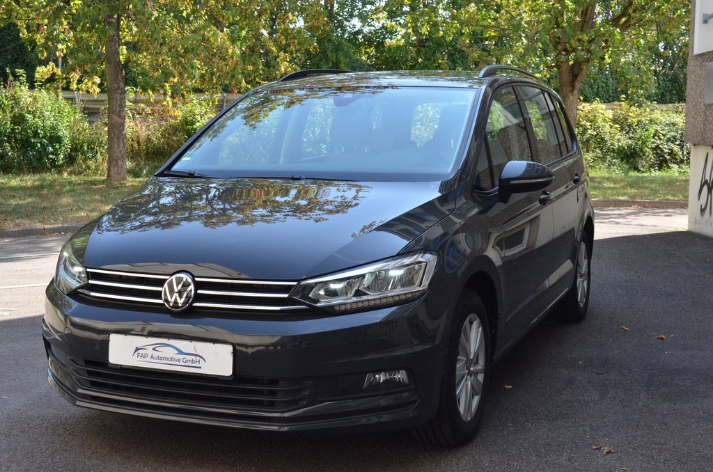 Image of Volkswagen Touran