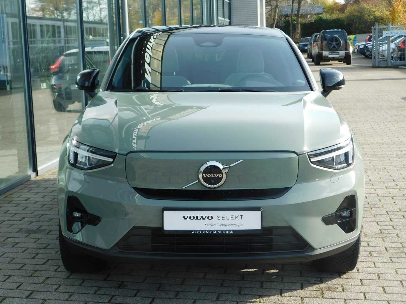 Fahrzeugabbildung Volvo C40 Recharge Twin Motor Ultimate AWD
