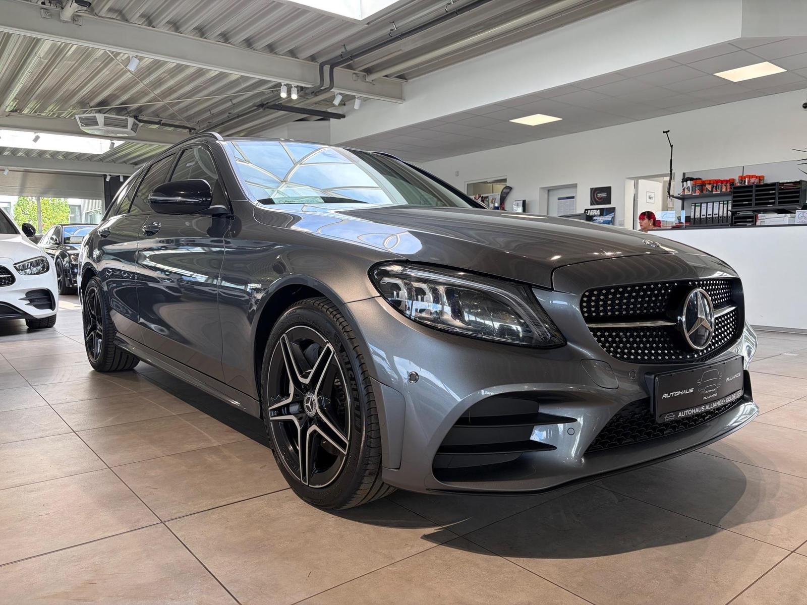 Mercedes-Benz C 300 d T AMG Line 4Matic * Burmester * AHK *