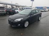 Ford Focus 1,6 EcoBoost Trend Turnier SHZ - Ford Focus aus 2011: 1.6