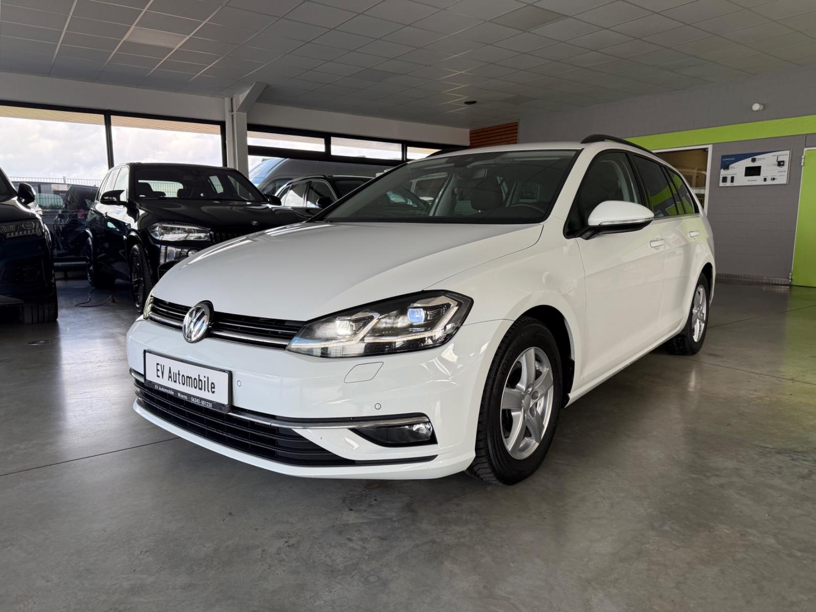 Volkswagen Golf VII Variant Highline/Kamera/AHK/LED/DSG/R-L