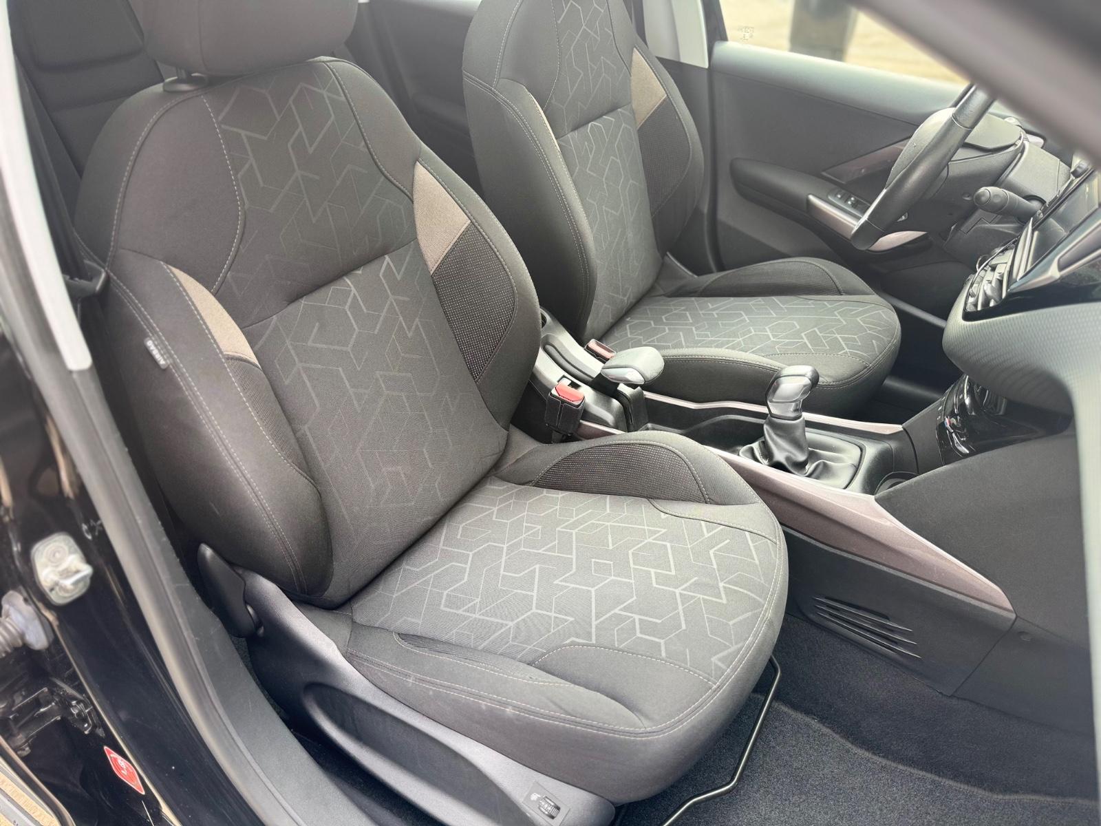 Peugeot 2008 Style*2.HAND*NUR 87TKM*PANO*NAVI*TEMPO*PDC