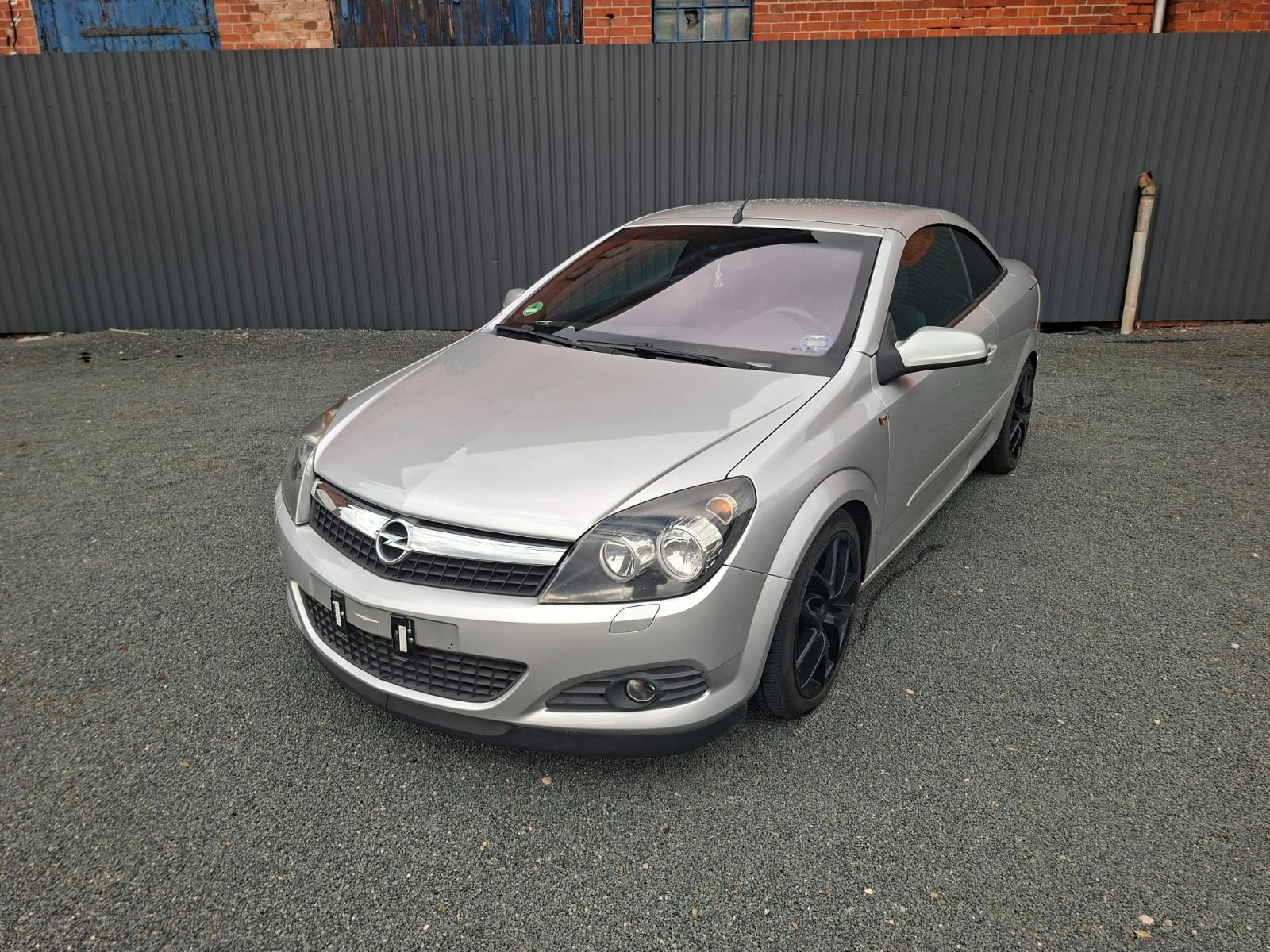 Opel Astra H Twin Top Edition